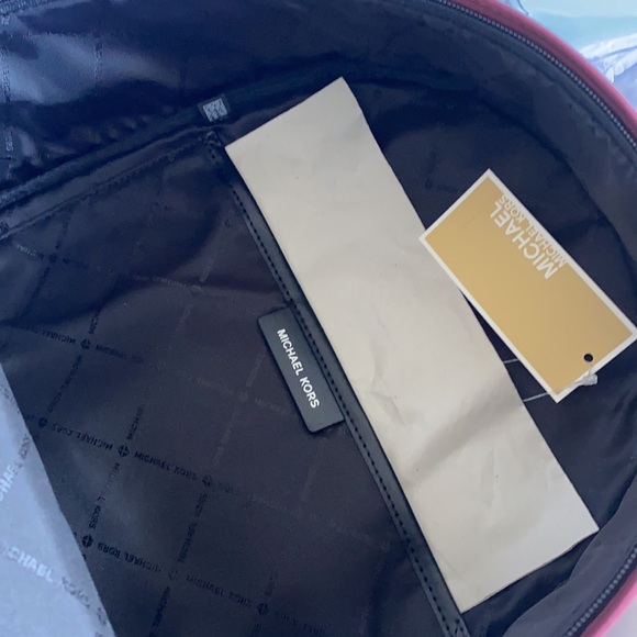 New MICHAEL KORS Large DK BERRY Backpack - Picture 9 of 10